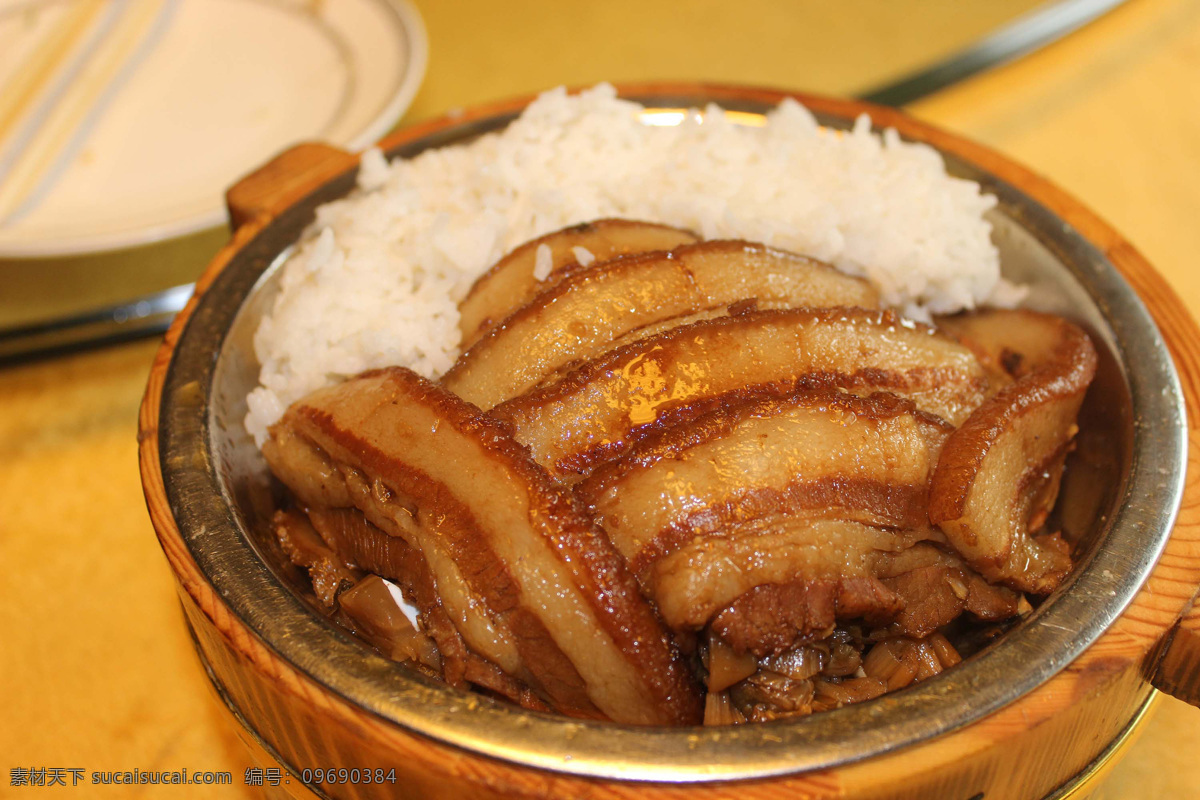 扣肉饭 蒸饭 梅菜扣肉 梅菜扣肉饭 套餐饭 扣肉 快餐图片 传统美食 餐饮美食 高清菜谱用图 摄影图片