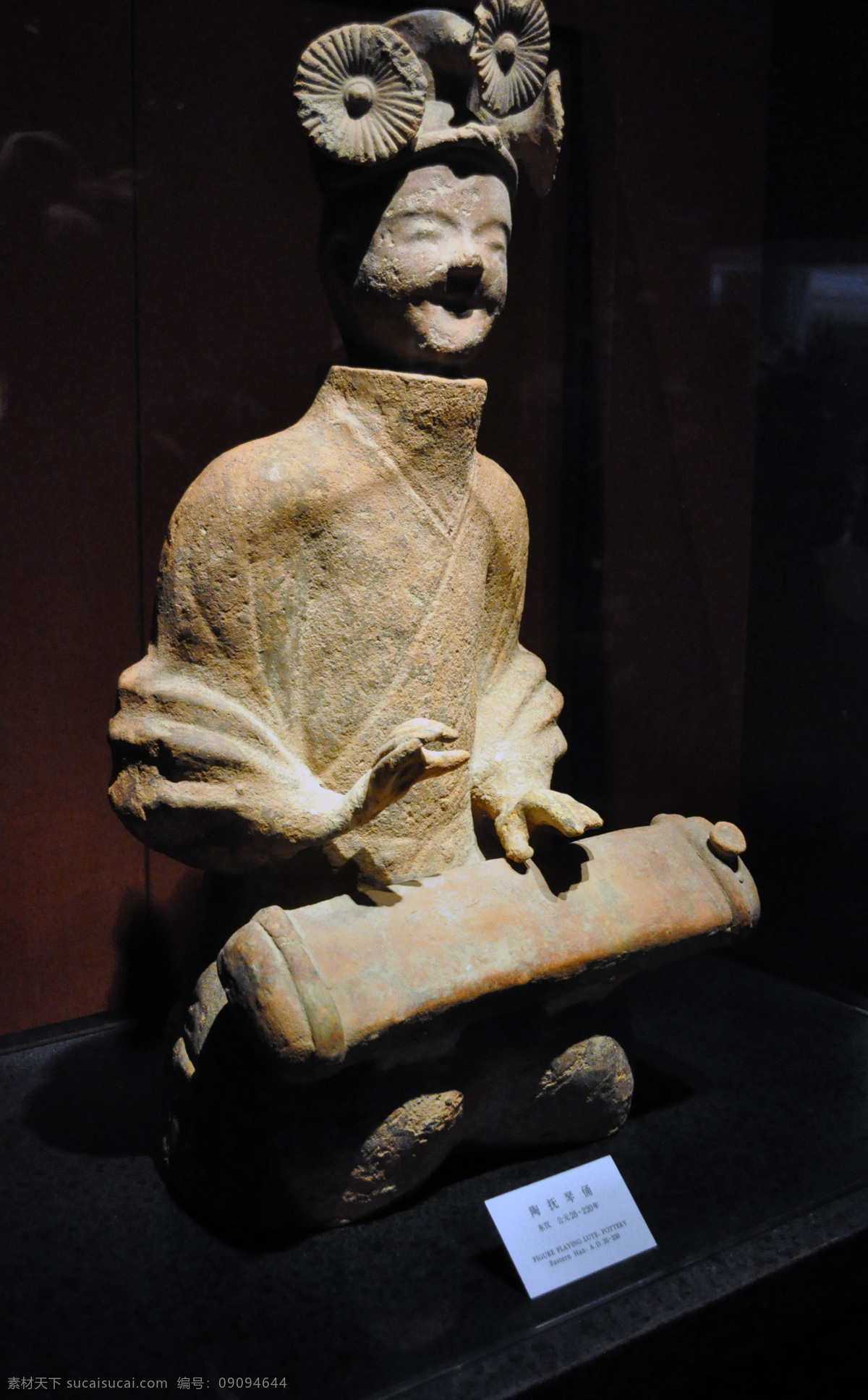 传统文化 雕塑 雕像 古代人物 古文化 人物 文化 陶抚琴俑 上海博物馆 陶俑 文物 藏品 古代展览 音乐 艺术 文化艺术 装饰素材 展示设计