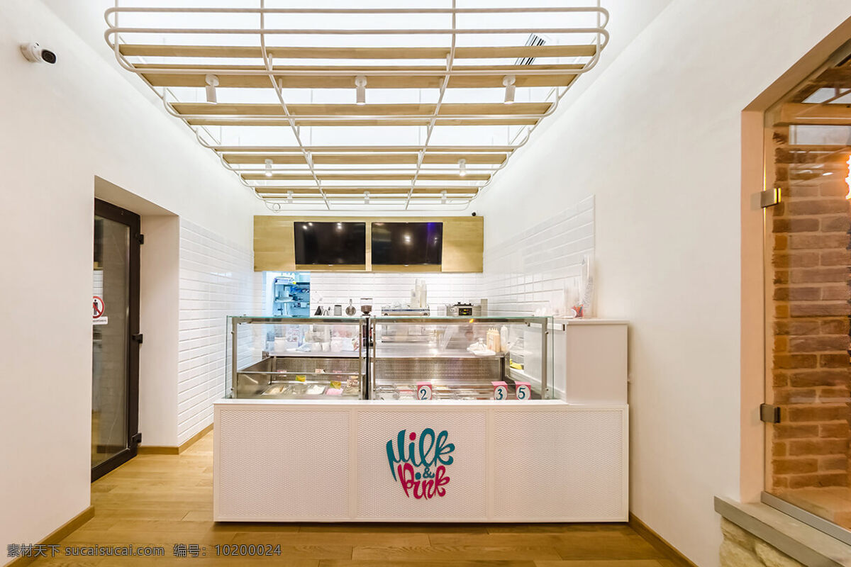 简约 浅色 系 甜品 店 白色 收银台 装修 效果图 白色墙壁 窗户 门框 木质吊顶 甜品店