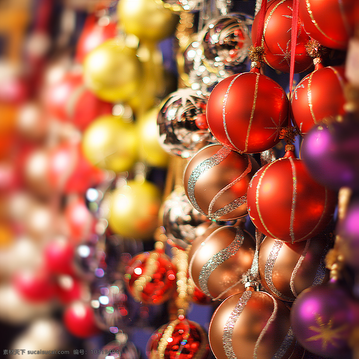 圣诞节 球体 挂件 节日 红色球体 圣诞节挂件 圣诞节饰品 圣诞节图片 生活百科