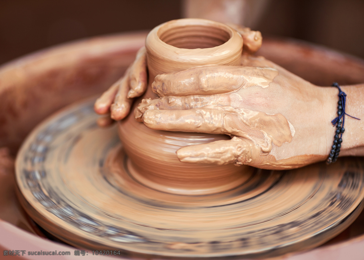 陶艺 制陶 陶瓷 手工艺品 手工制作 手 制作陶艺 民间文化 景德镇 陶艺品 文化艺术 传统文化