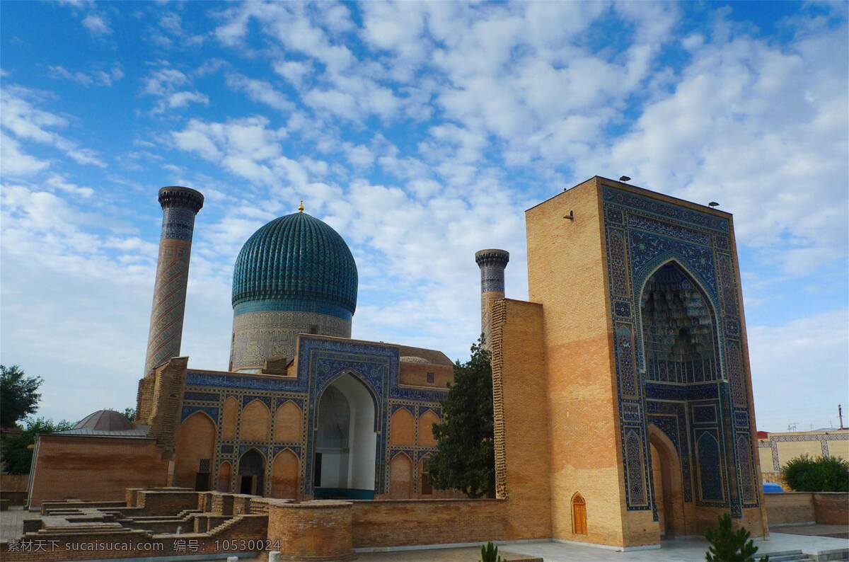 乌兹别克斯坦 撒马尔罕 古里埃米尔陵 圆顶 人字形门洞 外立面图案 伊斯兰风格 陵墓建筑 蓝天白云 景观 旅游风光摄影 畅游世界 旅游篇 国外旅游 旅游摄影