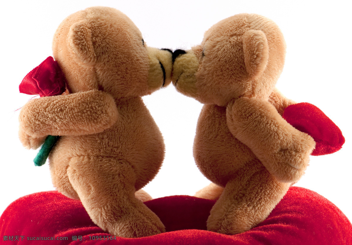 可爱玩具熊 玩具 玩具熊 可爱 爱情 爱心 亲嘴 节日庆典 生活百科 白色