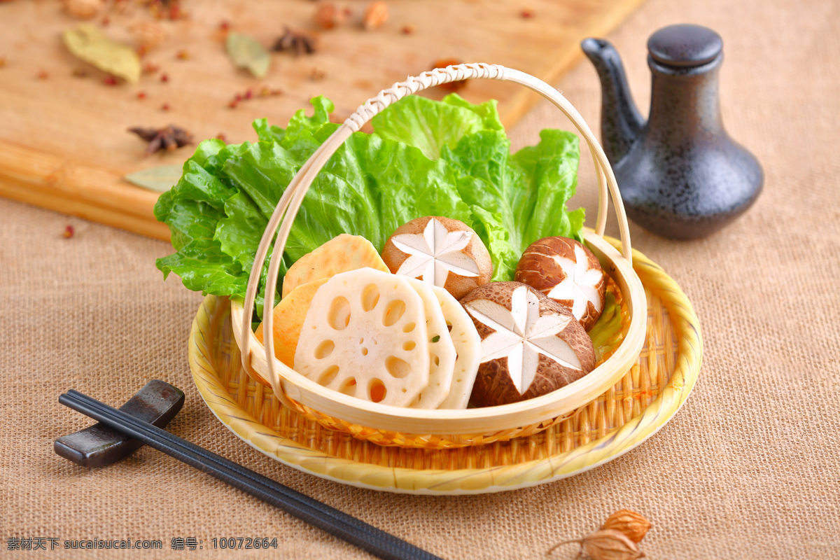 蔬菜拼盘 蔬菜 火锅菜 火锅 麻辣烫 麻辣香锅 香菇 藕 生菜 素菜 篮子 餐饮美食 食物原料
