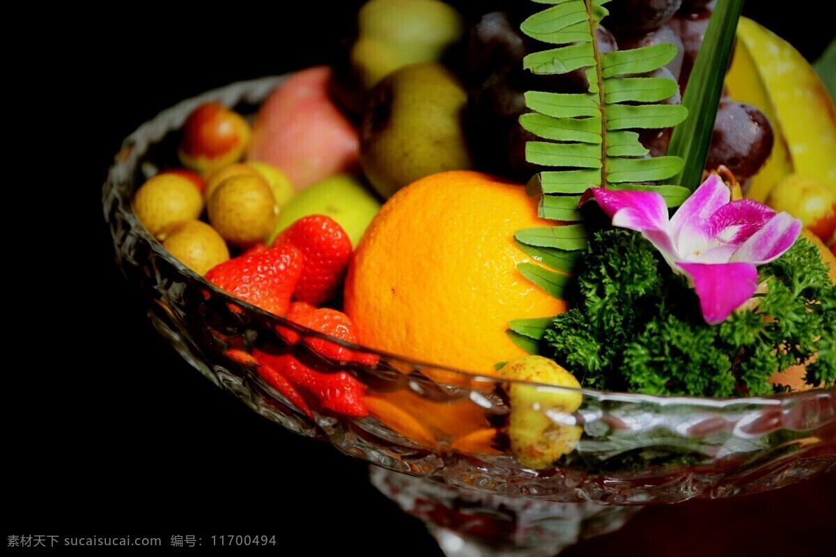 果盘 水果 橘子 玻璃器皿 黄色 橙子 桔子 荔枝 龙眼 草莓 玻璃盘子 盘子 餐饮美食