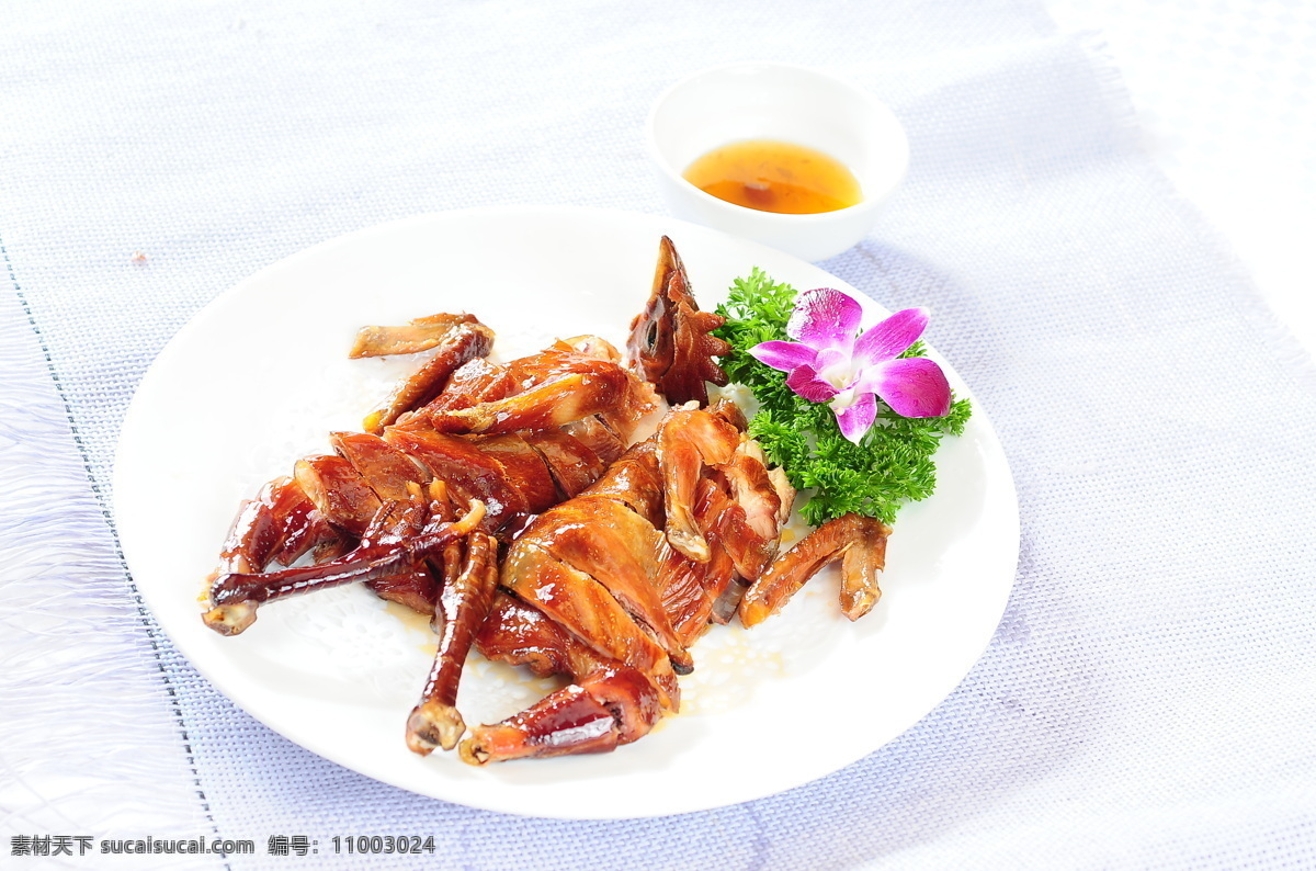 熏鸡 熏肉 烤肉 烧鸡 卤味 烧腊 高清图片 传统美食 餐饮美食