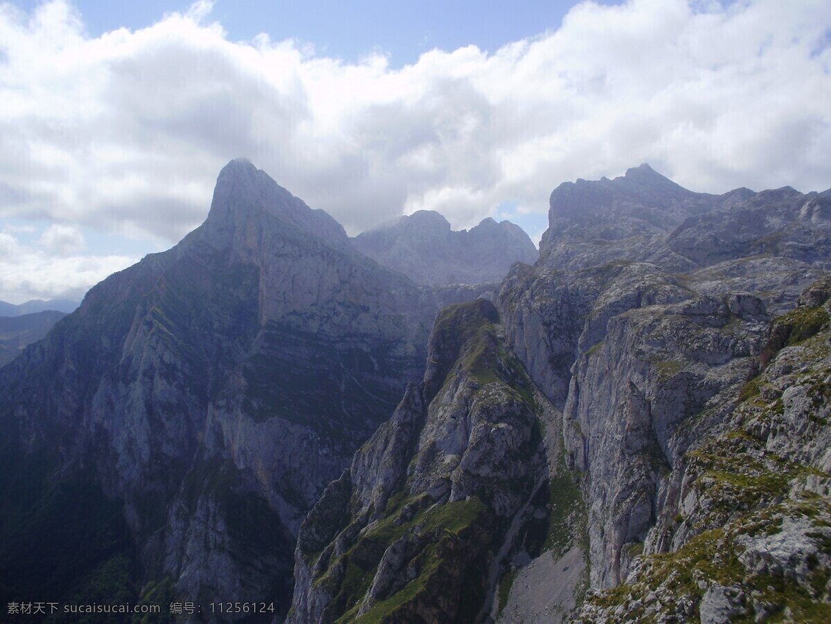 高清山 山 云雾 天空 自然风景 山水风景 自然景观