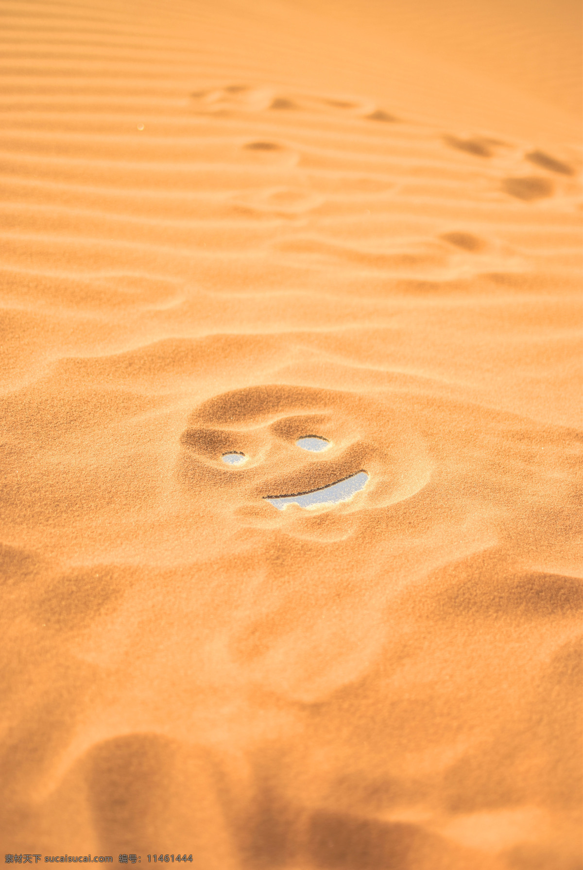 沙漠笑脸 沙漠 笑脸 搞笑 背景 黄色 沙子 自然景观 自然风景