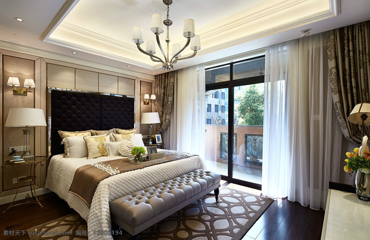 现代 时尚 卧室 深 紫色 床头 室内装修 效果图 木地板 卧室装修 双色窗帘 铁艺吊灯