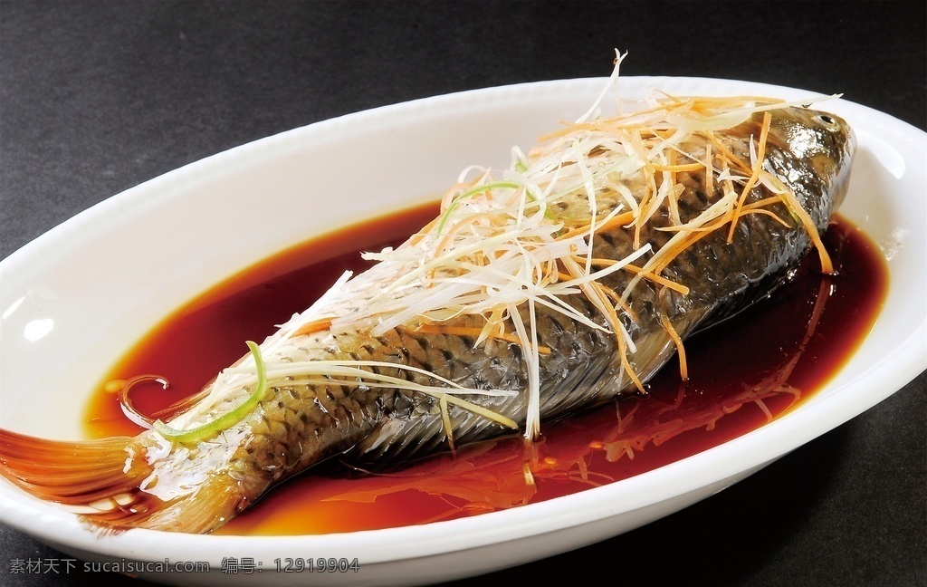 清蒸鲤鱼图片 清蒸鲤鱼 美食 传统美食 餐饮美食 高清菜谱用图