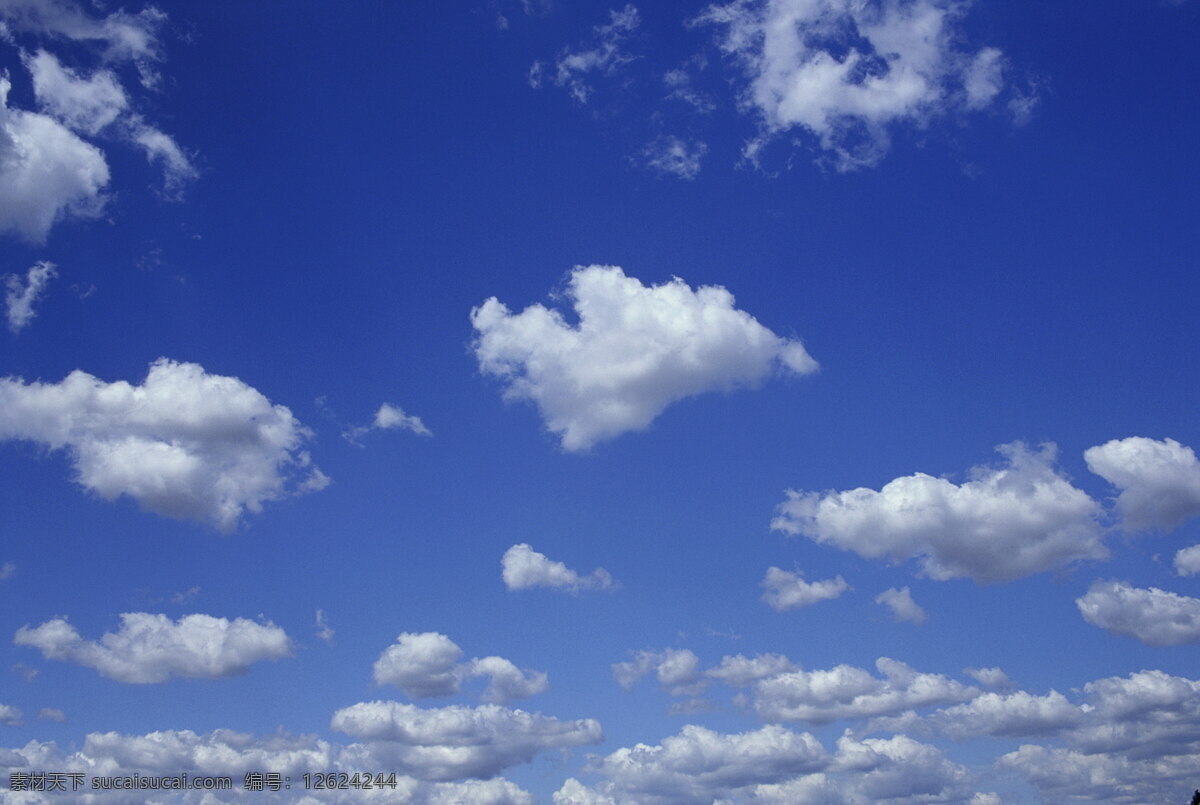 蓝天 白云 环境 户外 数码合成 蓝色 白色 天空 云 白昼 反射 漂亮的人 多层效果 云景 无人 仅天空 人数 宁静 自然 自然风景 自然景观
