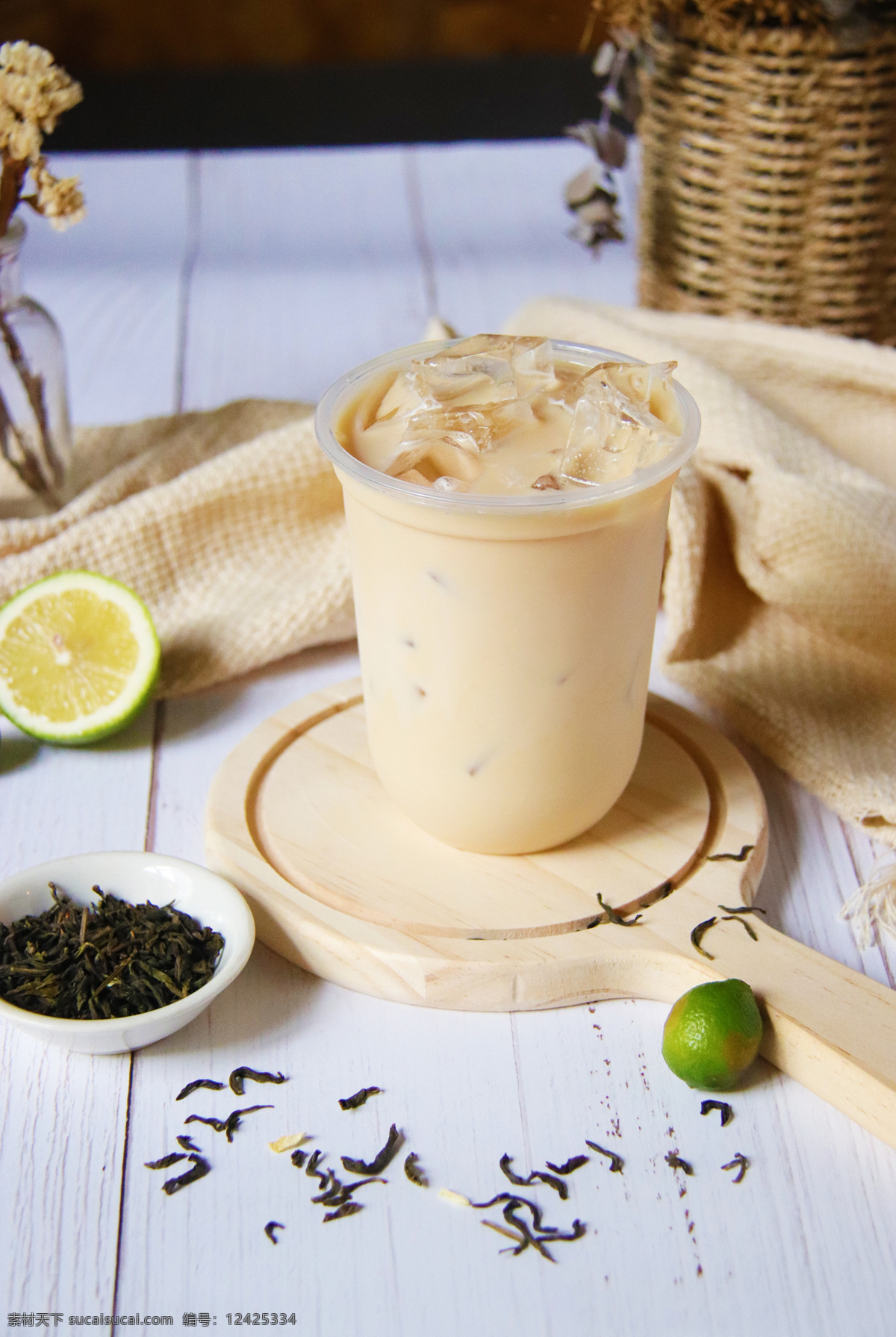 招牌奶茶 乌龙茶 抹茶 饮品 花果茶 奶茶 气泡水 水果茶 餐饮美食 传统美食