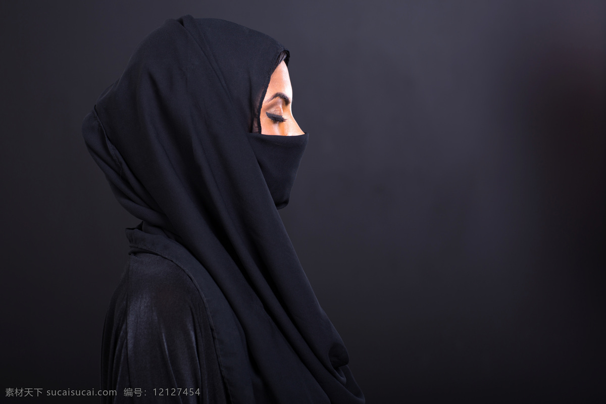 蒙面 女性 阿拉伯女性 伊朗女性 外国女性 头巾 装扮 女人 美女图片 人物图片