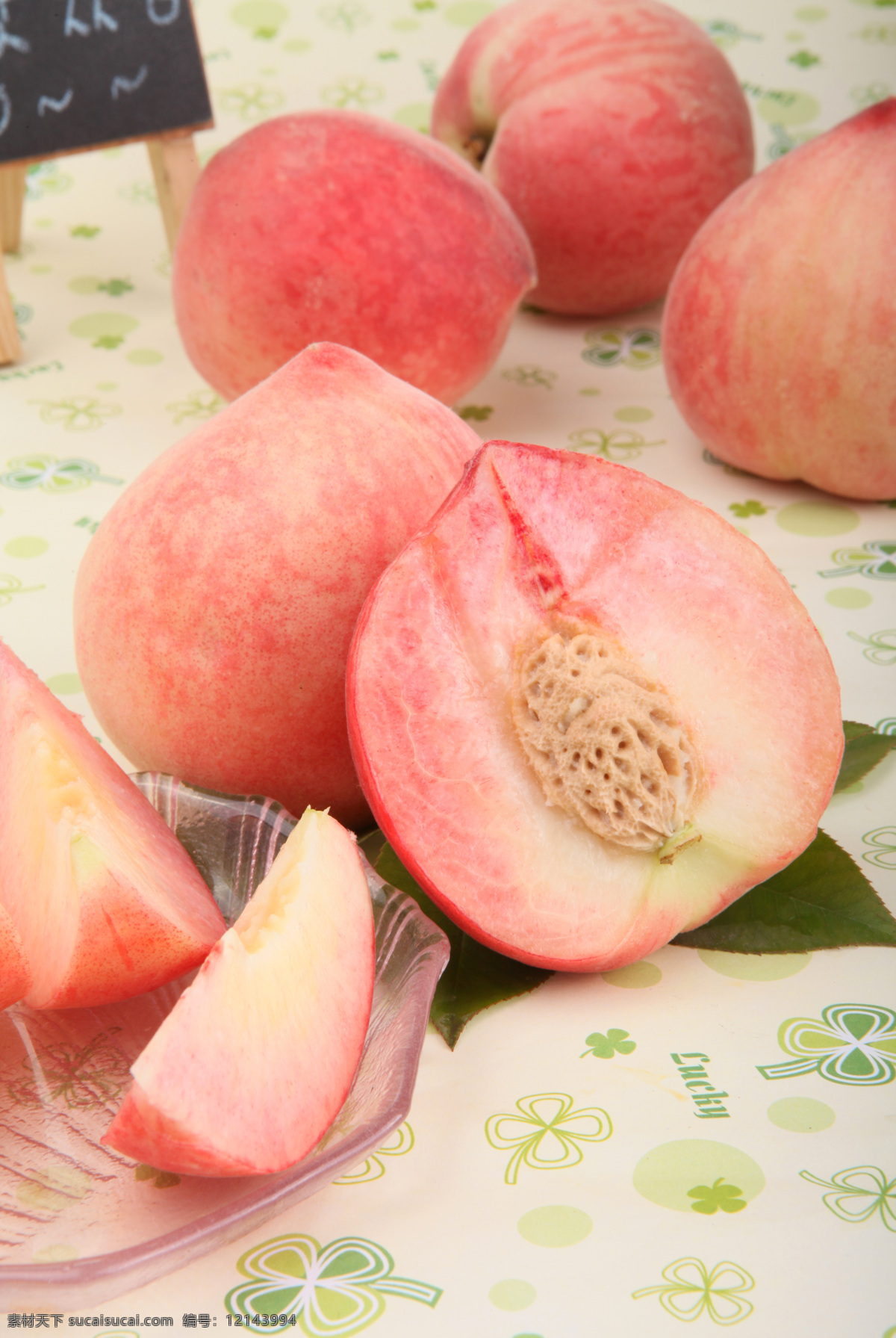 水蜜桃 水果 特产 桃子 小吃 零食 生物世界 粉色