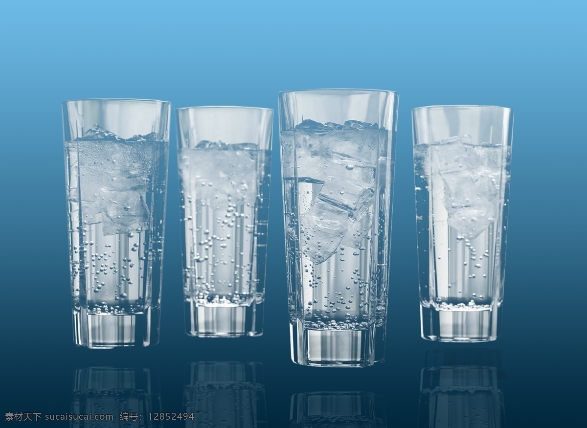 水杯 水花 透明 抠图 渐变 冰块 分层