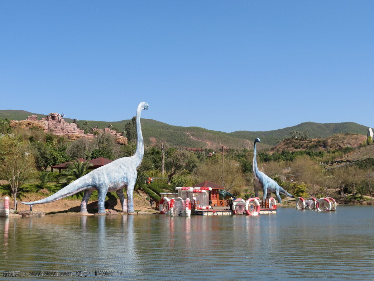 恐龙 雕像 铜雕 景观 公园 阿纳 蔚蓝 世界恐龙谷 风景名胜 自然景观 旅游 旅游摄影 人文景观