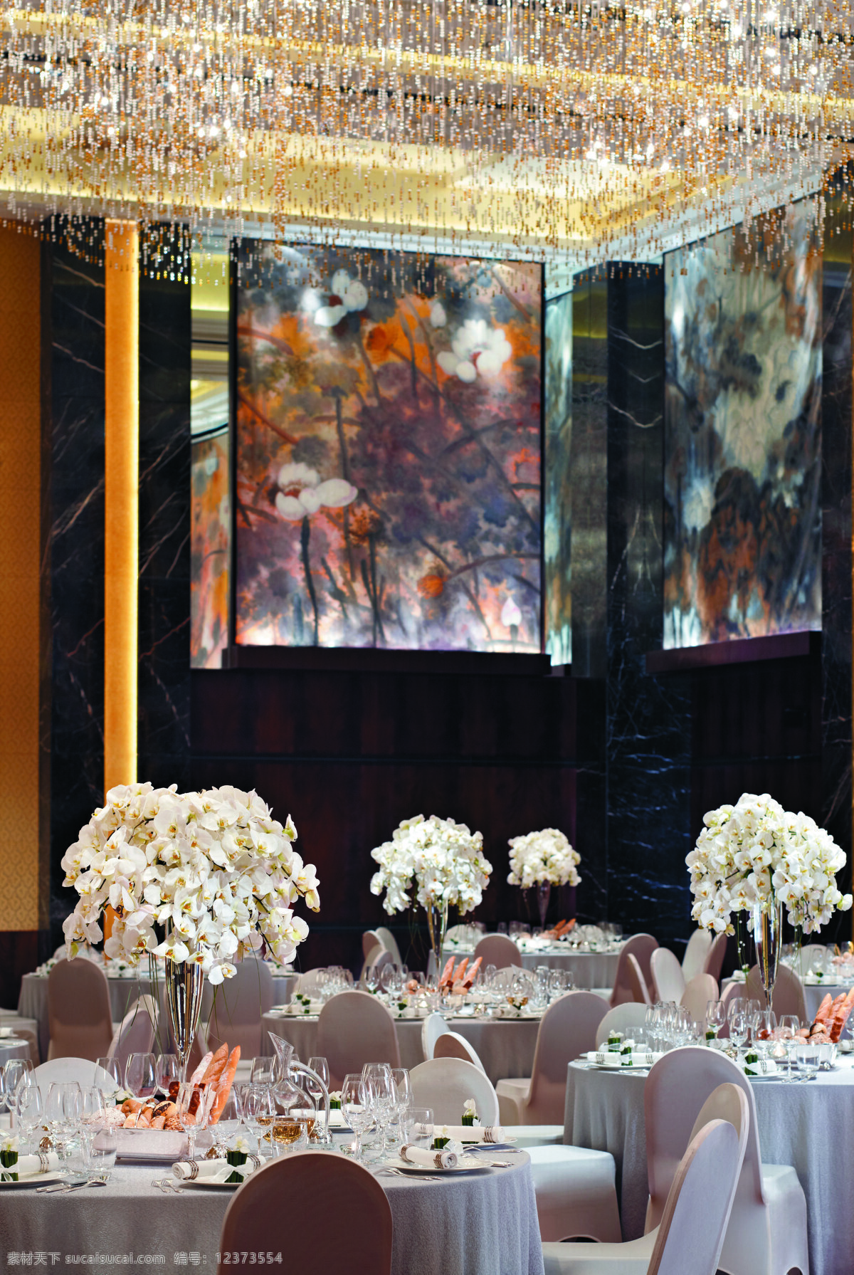 摆设 壁画 餐具 工艺品 建筑园林 酒店设计 盘子 盆景 餐桌椅 鲜花 水晶灯 五星级酒店 香格里拉酒店 室内 设计师 景 拍摄 资料 装饰画 四川 桌面摆设 宴会厅 喜宴 室内摄影 家居装饰素材 灯饰素材