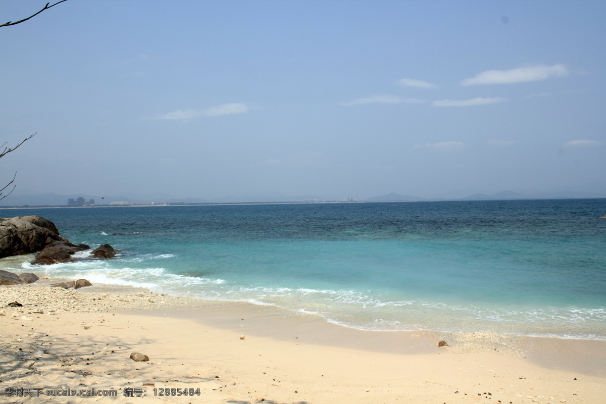 波涛 纯净 高清 国内旅游 海浪 海南 海水 海滩 蜈支洲沙滩 三亚 蜈支洲 冬季港口边 沙滩 白沙 细沙 石头 深蓝 浅蓝 瑰丽 漂亮 蜈支洲岛 旅游摄影 psd源文件