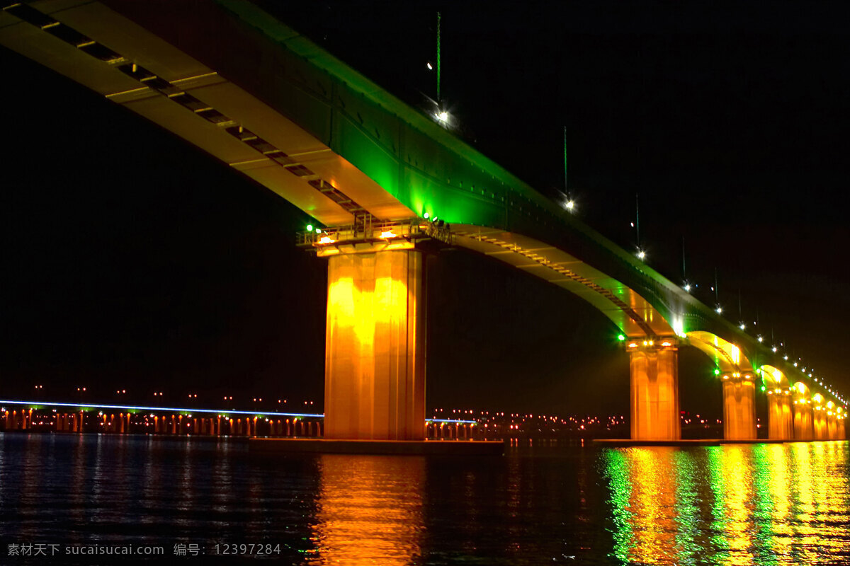 城市 城市风光 城市夜景 大桥 大厦 高架桥 高楼 高楼大厦 夜景 灯火通明 霓虹灯 路灯 建筑摄影 桥墩 桥下 大桥下 摄影建筑 建筑园林 装饰素材 灯饰素材