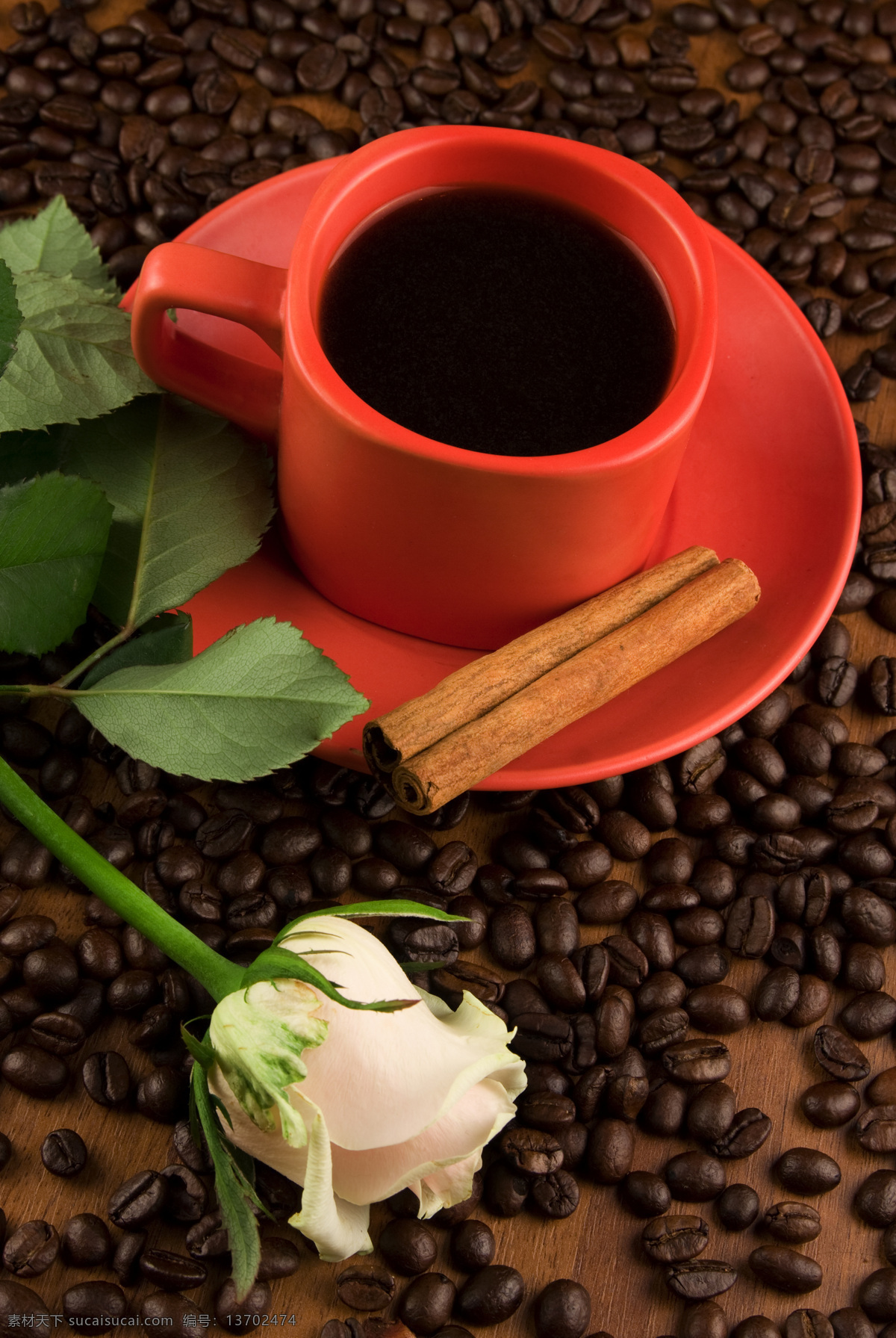 咖啡 咖啡豆 咖啡杯 雪茄 玫瑰花 杯子 碟子 盘子 温馨 休闲 品味 享受生活 高档 特写 摄影图 高清图片 咖啡图片 餐饮美食