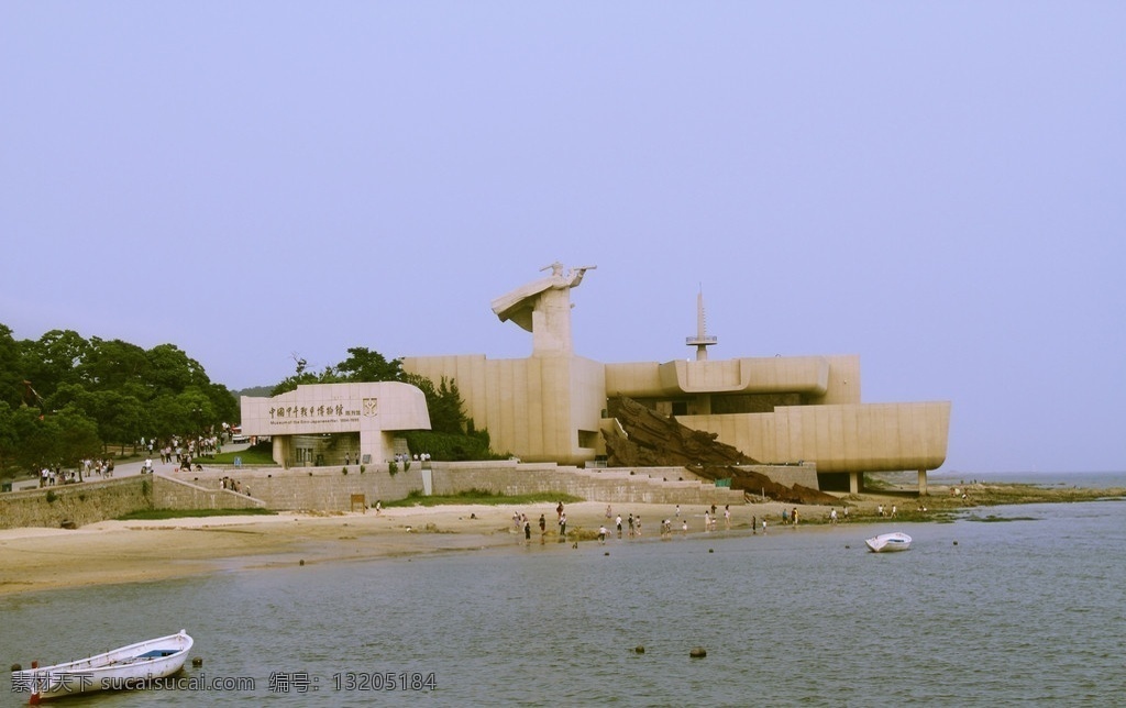 刘公岛风景 刘公岛 山东威海 甲午战争 博物馆 甲午海战 馆 外景 天空 树木 海水 船只 游人 游客 国内旅游 旅游摄影