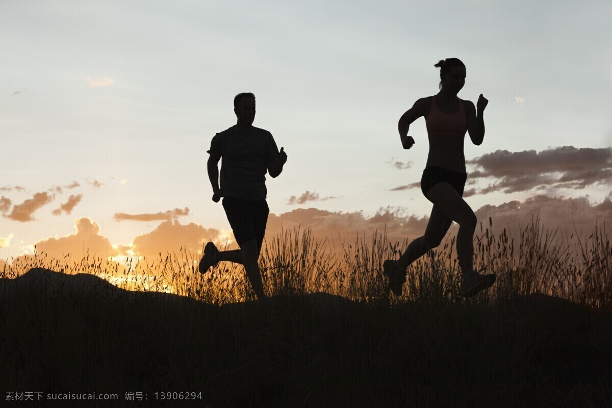 奔跑的人 蹦跑 跑步 伙伴 朋友 晨运 插图 人物图库 人物摄影
