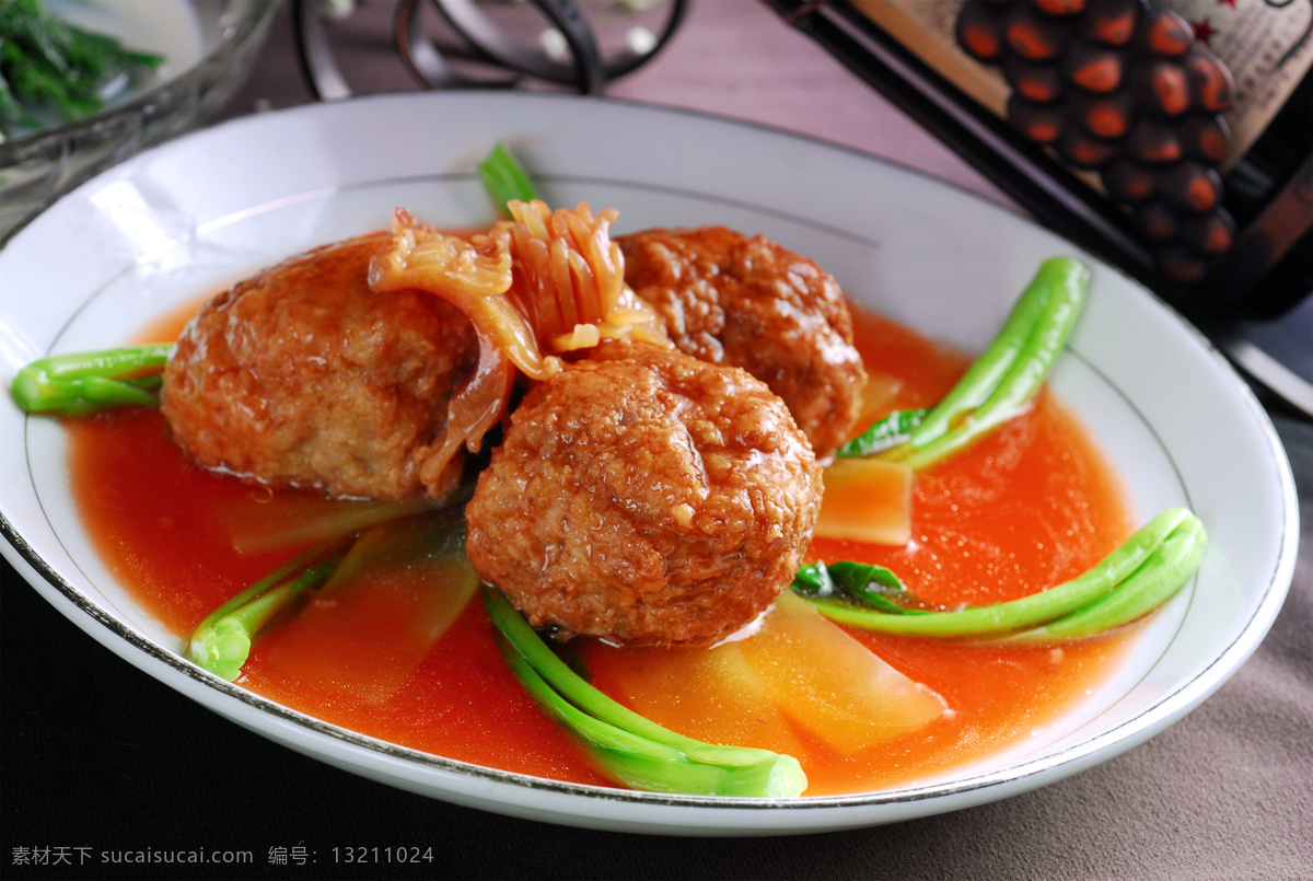红烧狮子头 美食 传统美食 餐饮美食 高清菜谱用图