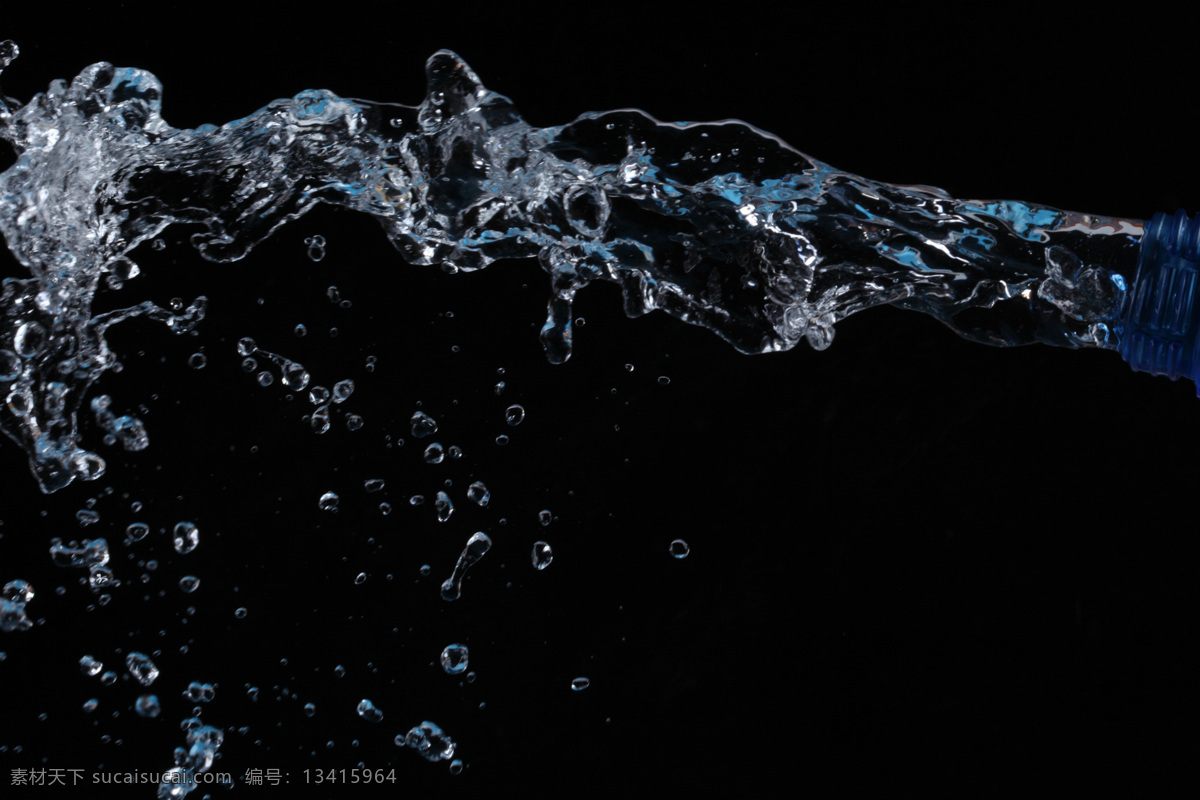 波浪 波纹 动感水花 蓝色的水 涟漪 水波 水滴 动感 水花 水珠 水花特写 水花飞溅 蓝色的水花 蓝色水花 水痕 水迹 水花图片 漂亮的水花 水珠水花水滴 自然风景 自然景观 psd源文件