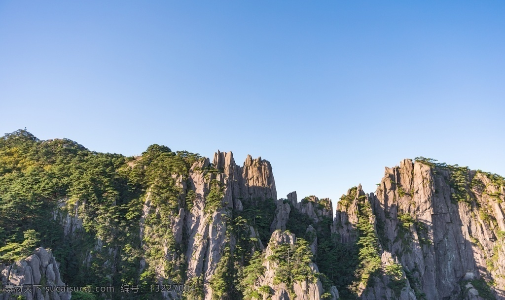 黄山图片 黄山 黄山景区 黄帝之山 山 山峰 山峦 远山 山脉 山水 河山 迎客松 祖国大好风光 旅游摄影 国内旅游