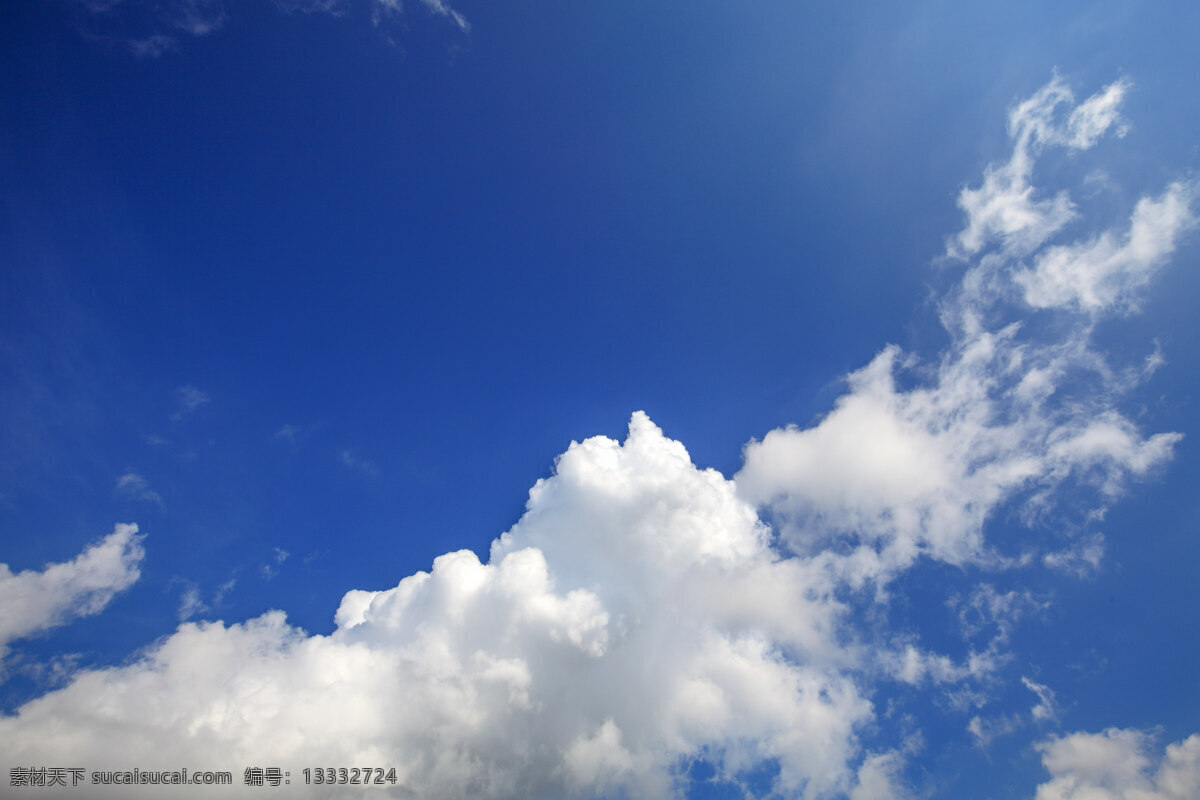 蓝天白云 天气好 蔚蓝 风景 天空 自然 自然景观 自然风景 通透 室外 清晰 户外 壁纸 湛蓝 变幻莫测 风云 好天气