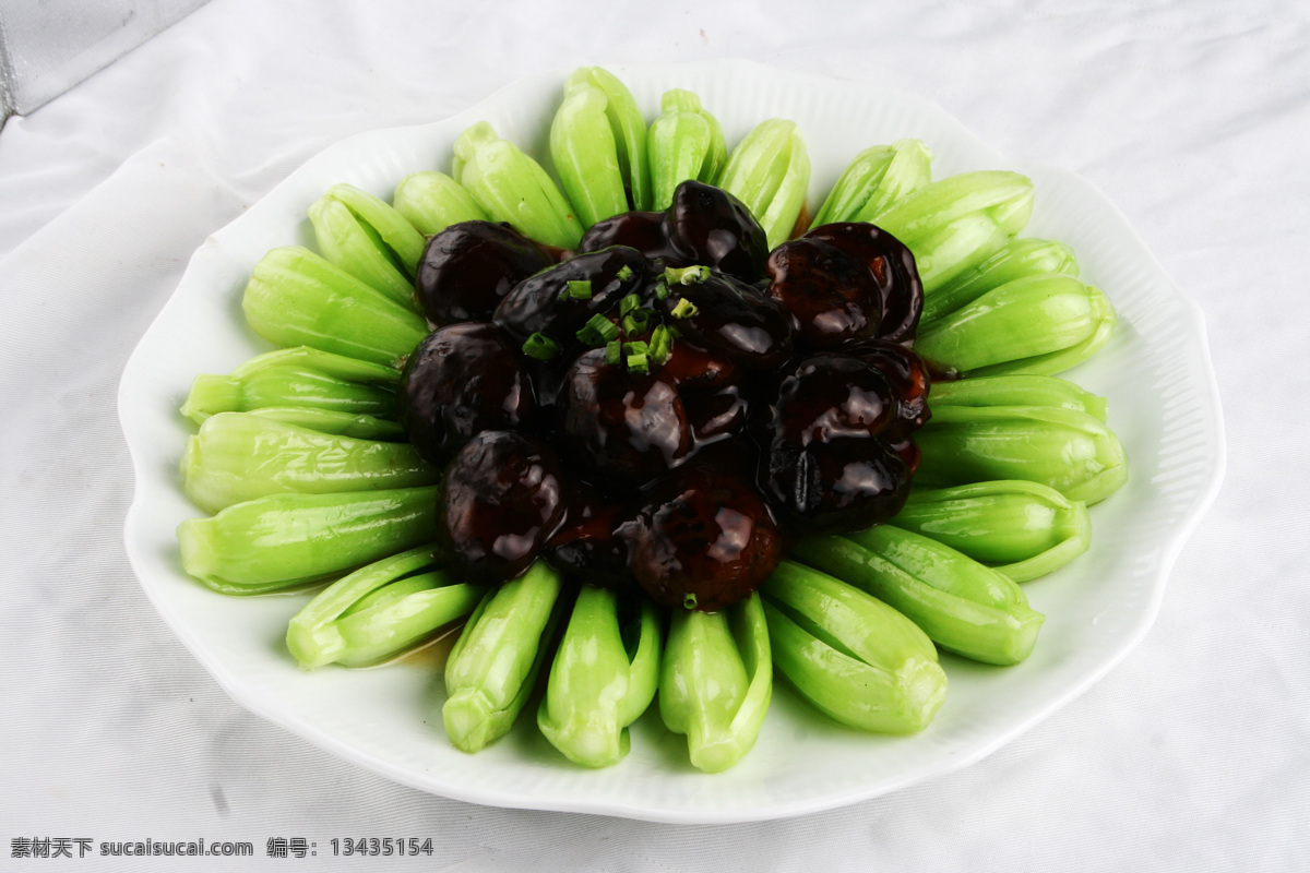 香菇扒菜胆 香菇菜心 香菇 上海青 香菇炒上海青 热菜 炒菜 凉菜 菜肴 菜品 川菜 湘菜 鲁菜 粤菜 淮扬菜 家常菜 特色菜 餐饮美食 传统美食