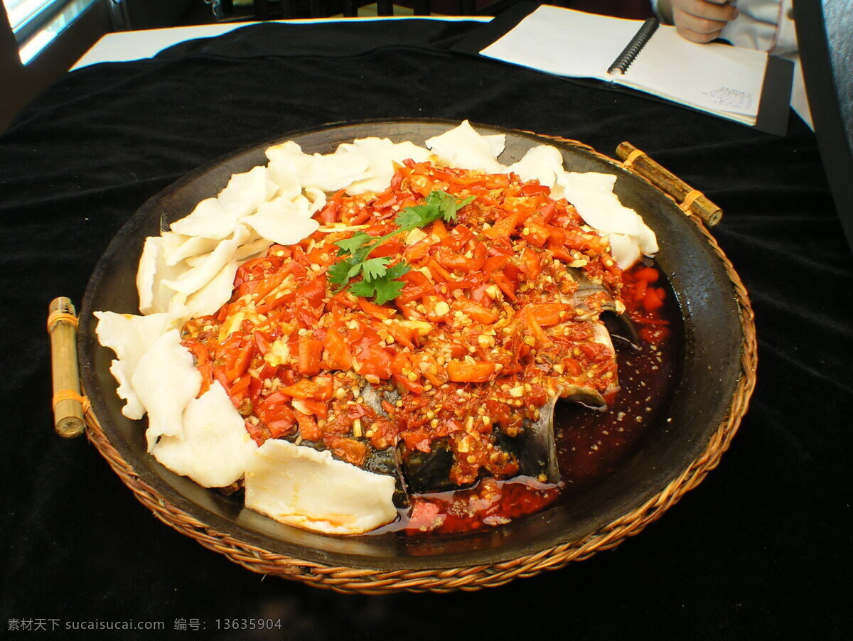 平 锅 秘 制 椒 鱼头 美食 食物 菜肴 餐饮美食 美味 佳肴食物 中国菜 中华美食 中国菜肴 菜谱