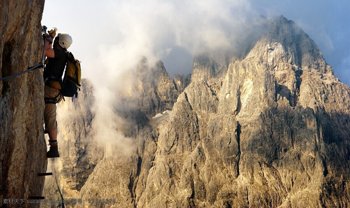 攀岩的男士 登山 攀岩 峭壁 绝壁 悬崖 山峰美景 美丽风景 美丽景色 风景摄影 美景 自然风景 自然景观 黑色