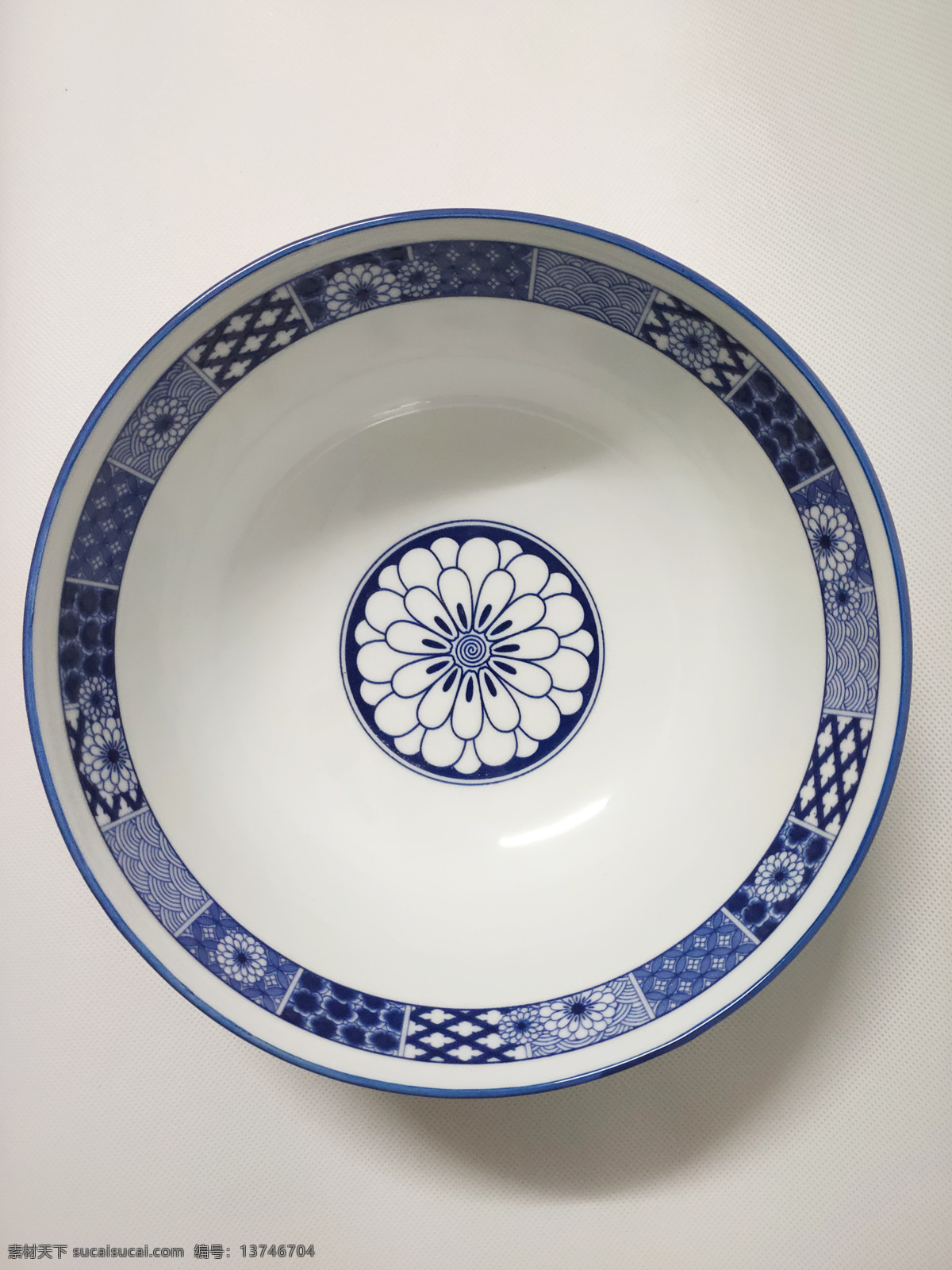 盘子 碟 碗具 碗 碗碟 盘 瓷器 餐饮美食 餐具厨具
