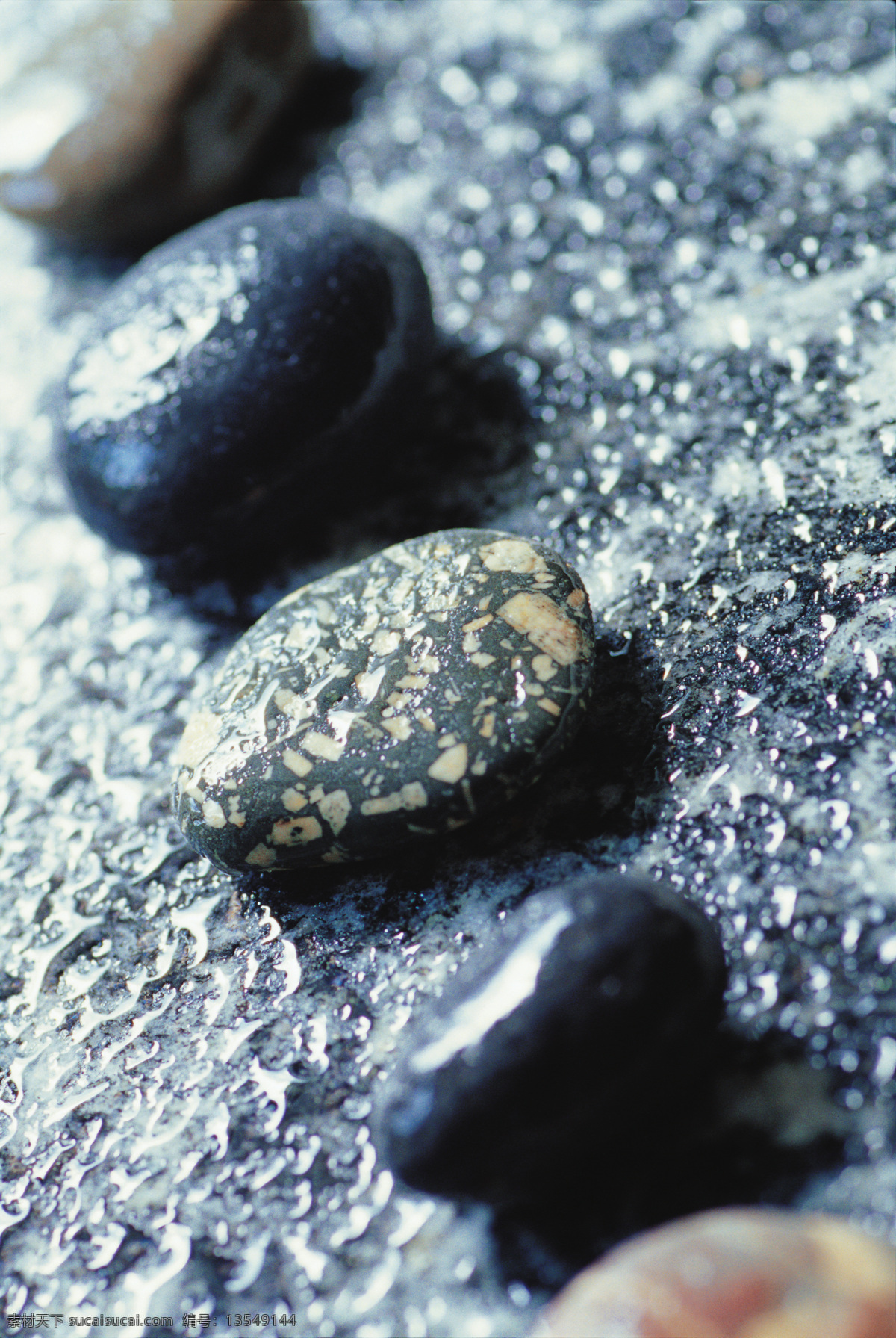 水疗 石 spa水疗 水疗石 火山石 石头 石块 水珠 其他生物 生物世界