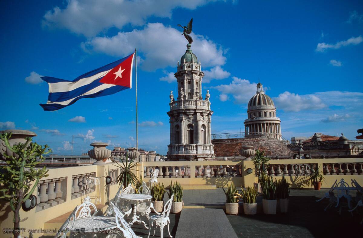 建筑景观 景观 蓝天白云 露台 屋顶 自然景观 哈瓦那 一景 欧式大楼 古巴国旗 迎风招展 国会大厦 遥相呼应 自然风光 建筑摄影 建筑 装饰素材