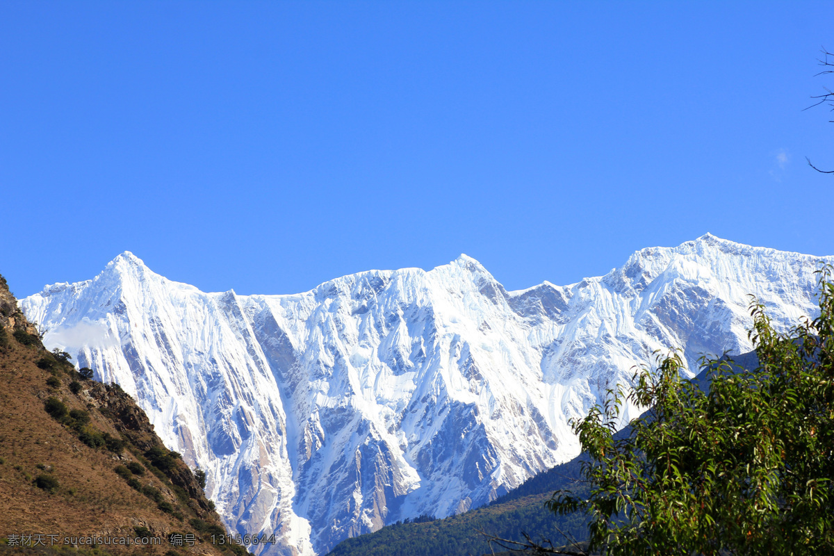 西藏 林芝 雅鲁藏布江 大峡谷 南迦巴瓦峰 雪山 自然景观 自然风景