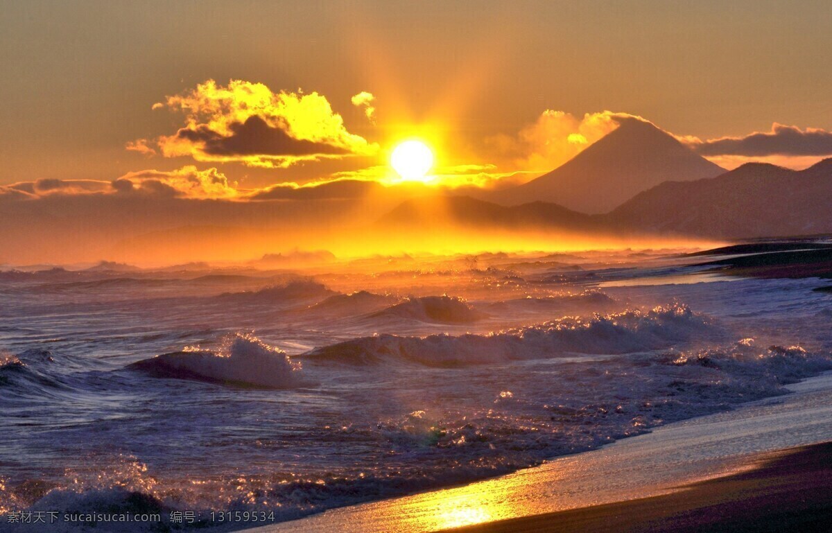 夕阳海景 夕阳 晚霞 海滩 海水 海浪 波浪 自然景观 山水风景