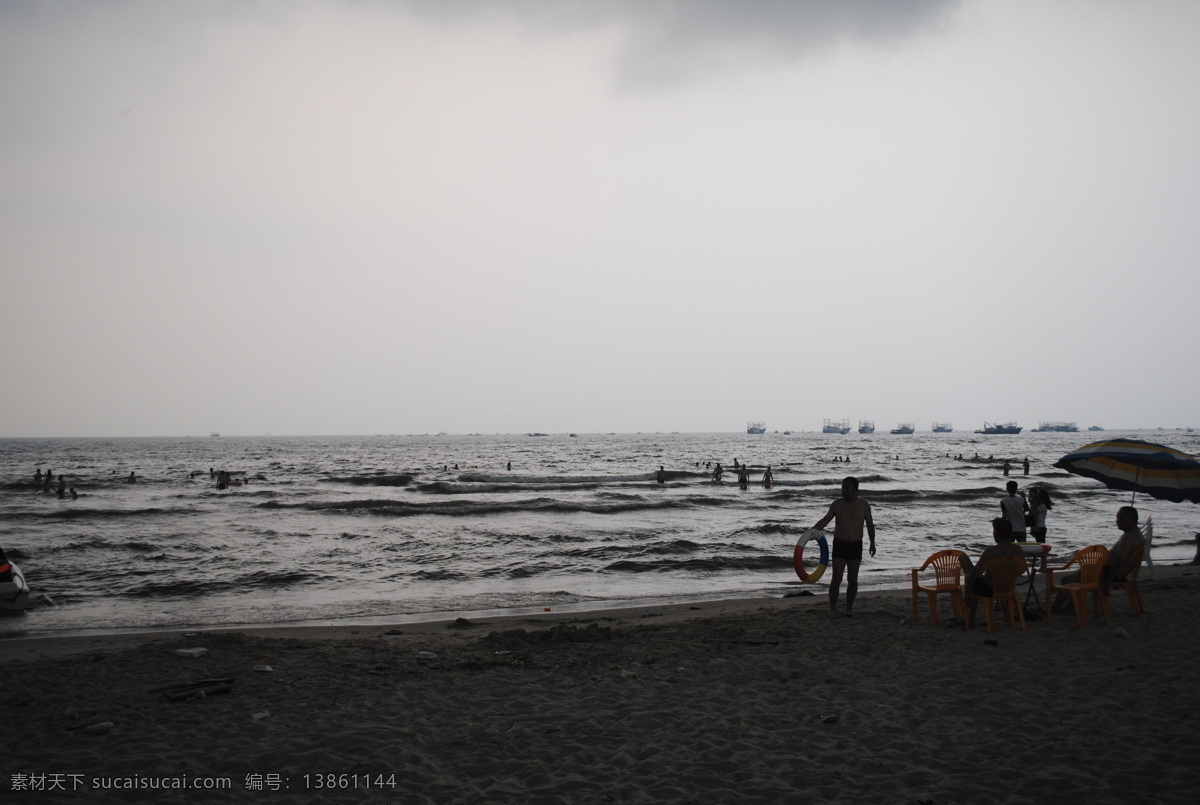 北海 景观 国内旅游 海水 旅游摄影 摄影图 游人 北海景观 暴风雨前 风景 生活 旅游餐饮