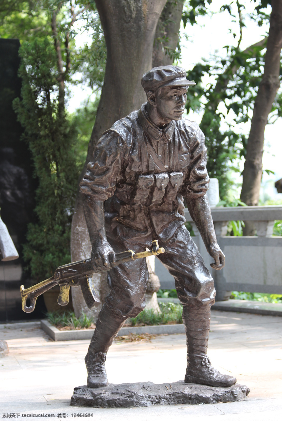战士的雕像 战士 雕像 公园 旅游 抗日 英雄 纪念 爱国 战争 战友 负伤 前线 旅游摄影 建筑园林 雕塑