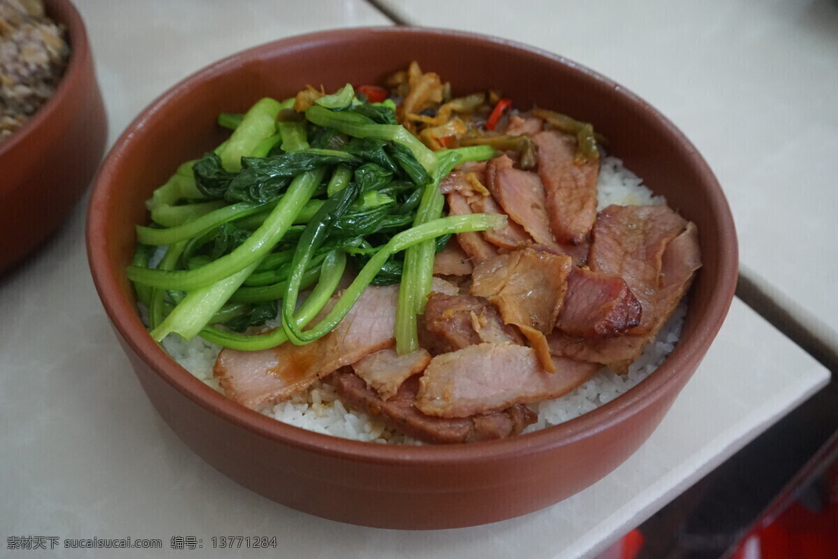 叉烧蒸饭 蒸饭 叉烧 钵仔饭 饭餐 菜品食品 餐饮美食 传统美食 青菜 美食照片