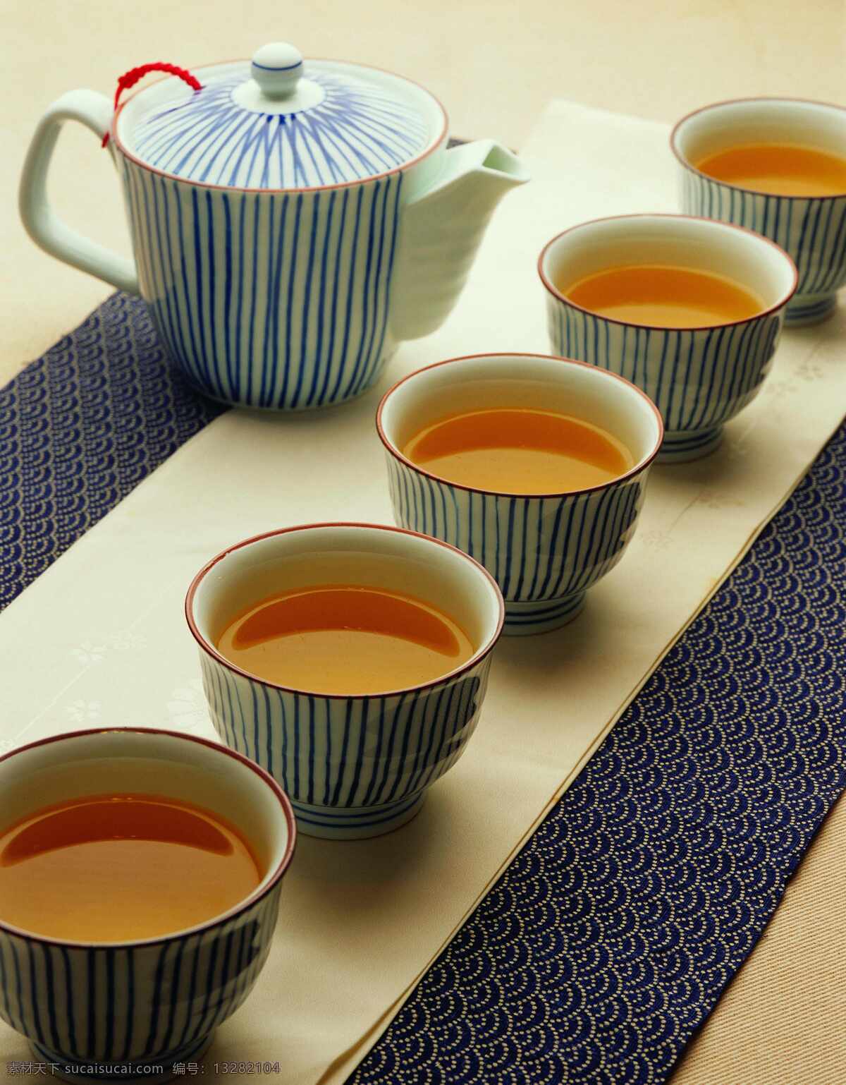茶壶免费下载 茶杯 茶壶 茶具 摄影图 瓷壶 图片库