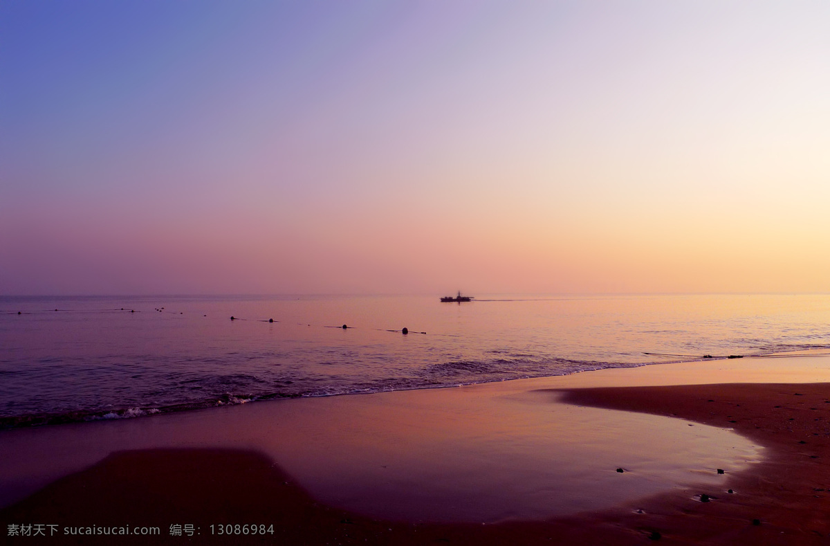 彩霞 大海 海岸线 海滩 黄昏 沙滩 晚霞 夕阳 大海夕阳 自然 自然风景 自然景观