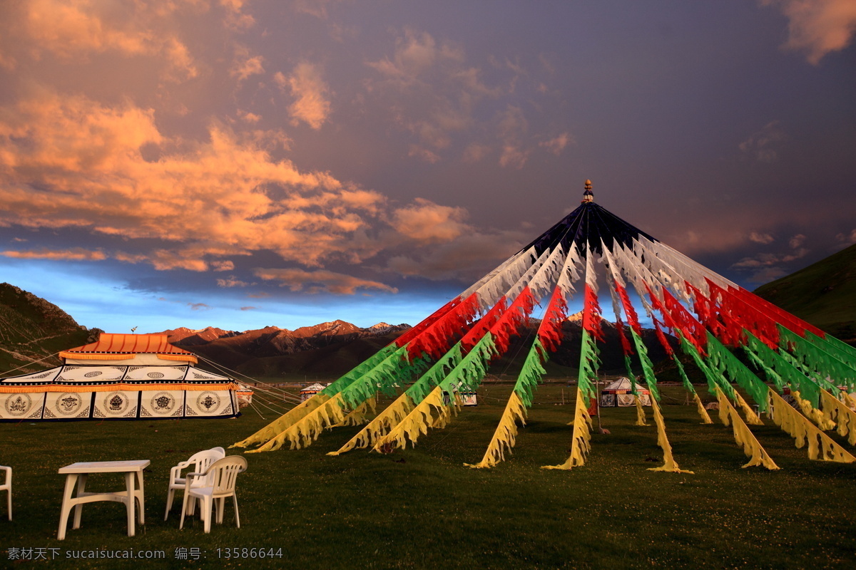 夕阳下的经幡 夕阳 经幡 落日 藏族 文化 民俗 大美青海 旅游摄影