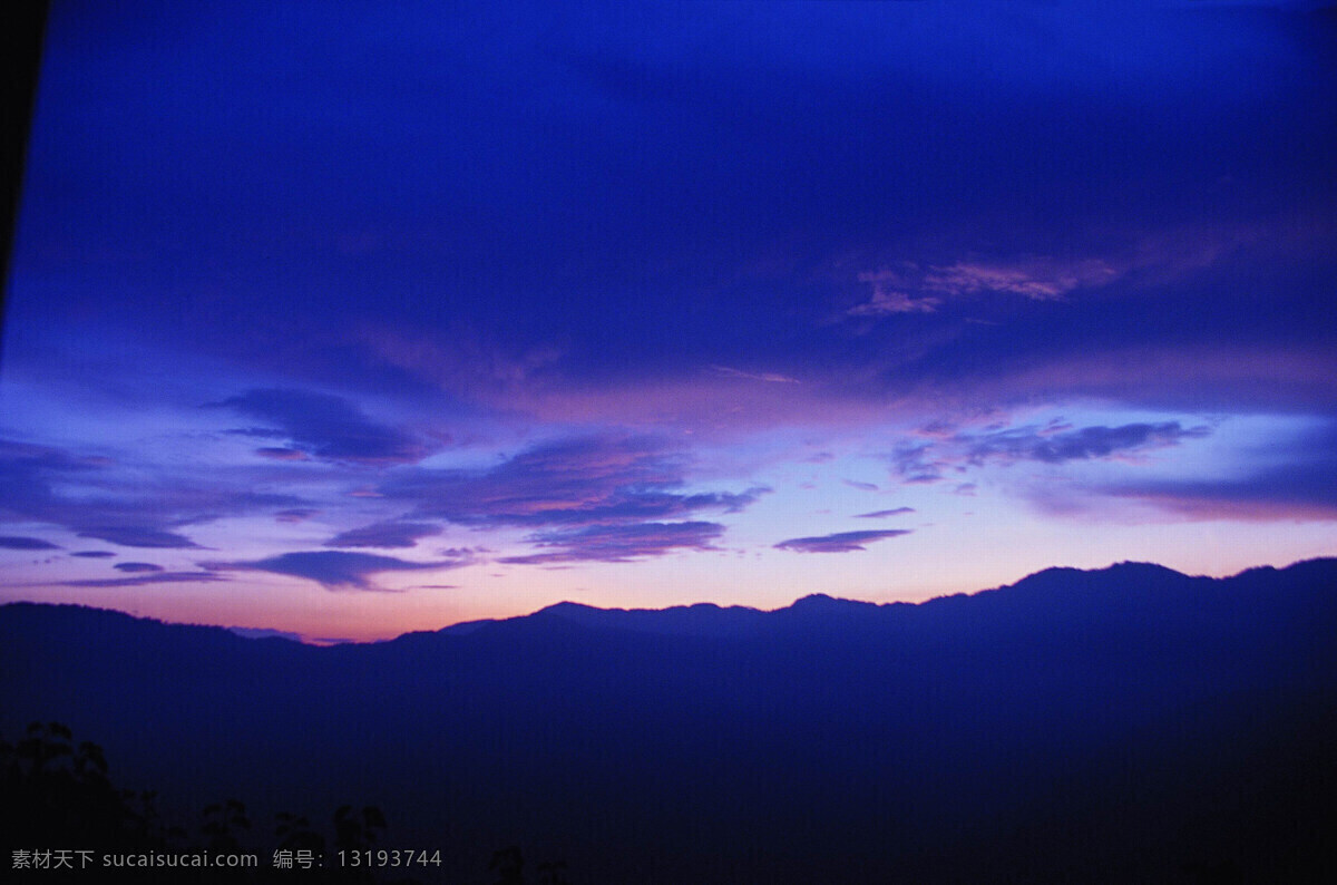 天空 云彩 傍晚 背景 风光 风景 黄昏 摄影图库 天空云彩 云朵 自然风景 生活 旅游餐饮