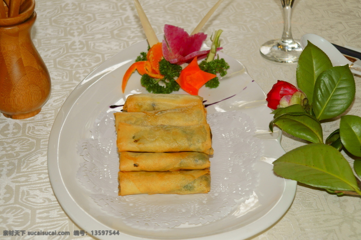 炸春卷 春卷 时令春卷 吃 盘子 精美菜肴 传统美食 餐饮美食