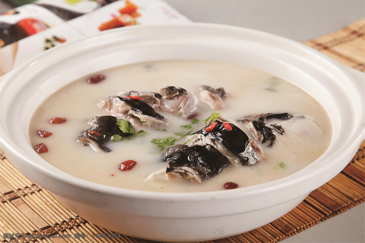 清炖南湾鱼头 美食 传统美食 餐饮美食 高清菜谱用图
