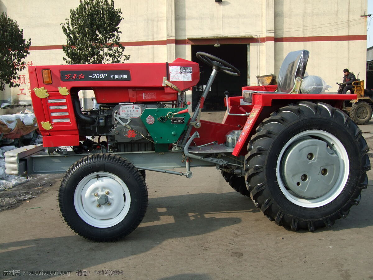 万年红 轮式拖拉机 农机 拖拉机 现代科技 农用机械 农业生产 矢量图 日常生活