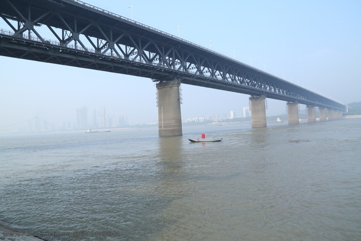 武汉长江大桥 大桥 桥 长江大桥 长桥 人文景观 旅游摄影 灰色