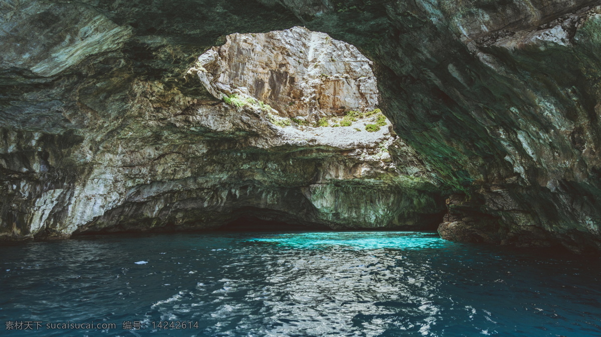 水帘洞 旅游景点 天然溶洞 湖水 摄影风光 自然景观 自然风景